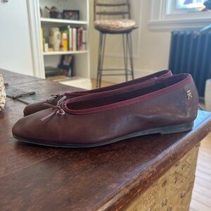 Tommy Hilfiger burgundy Ballet Flats